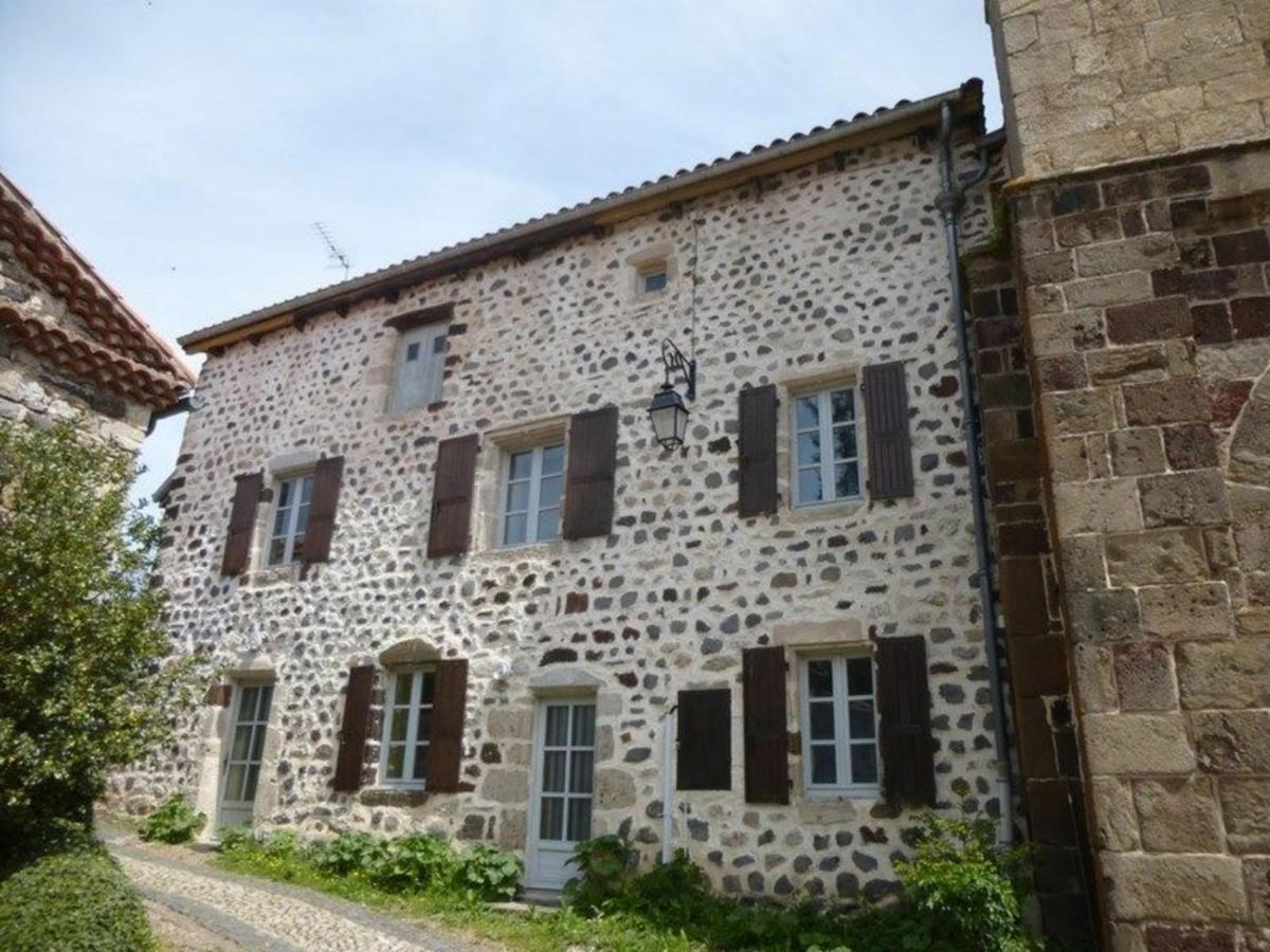 Gite 4 Pers Avec Cour, Vue Loire - Fr-1-582-122 Arlempdes Екстер'єр фото